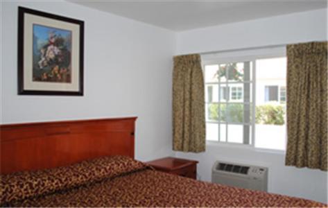 Rose Bowl Motel Los Angeles Room photo
